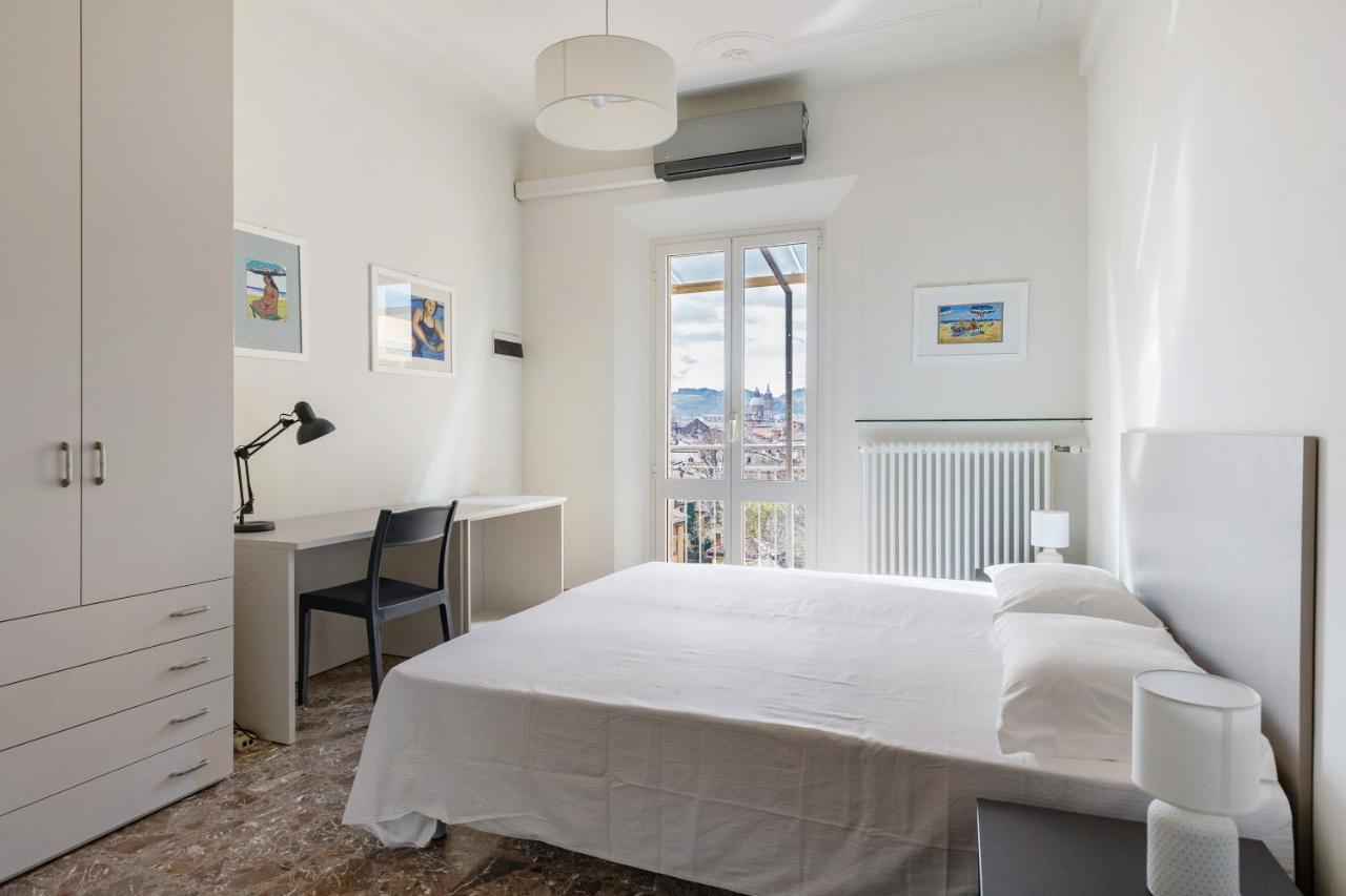 Irnerio Apartments By Wonderful Italy Bologna Bagian luar foto