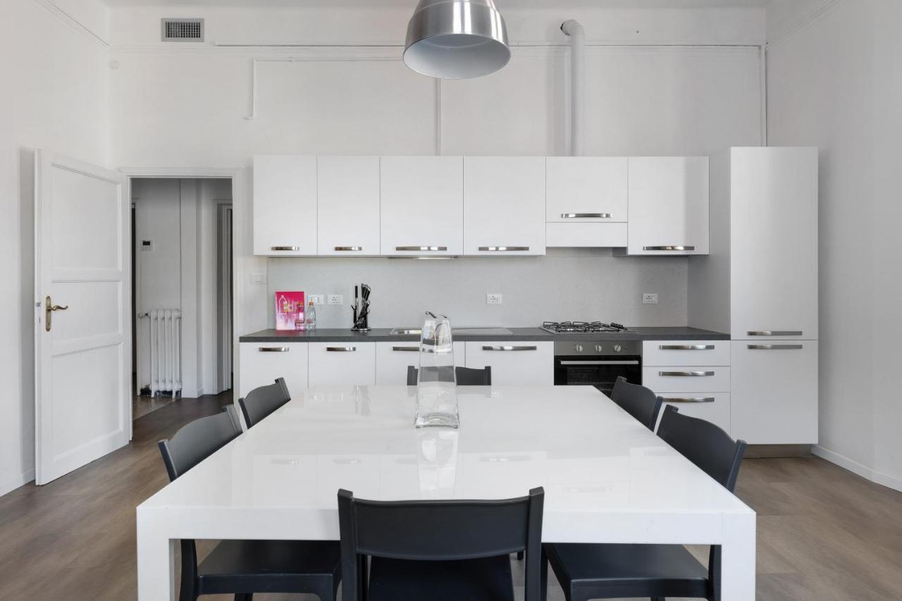 Irnerio Apartments By Wonderful Italy Bologna Bagian luar foto